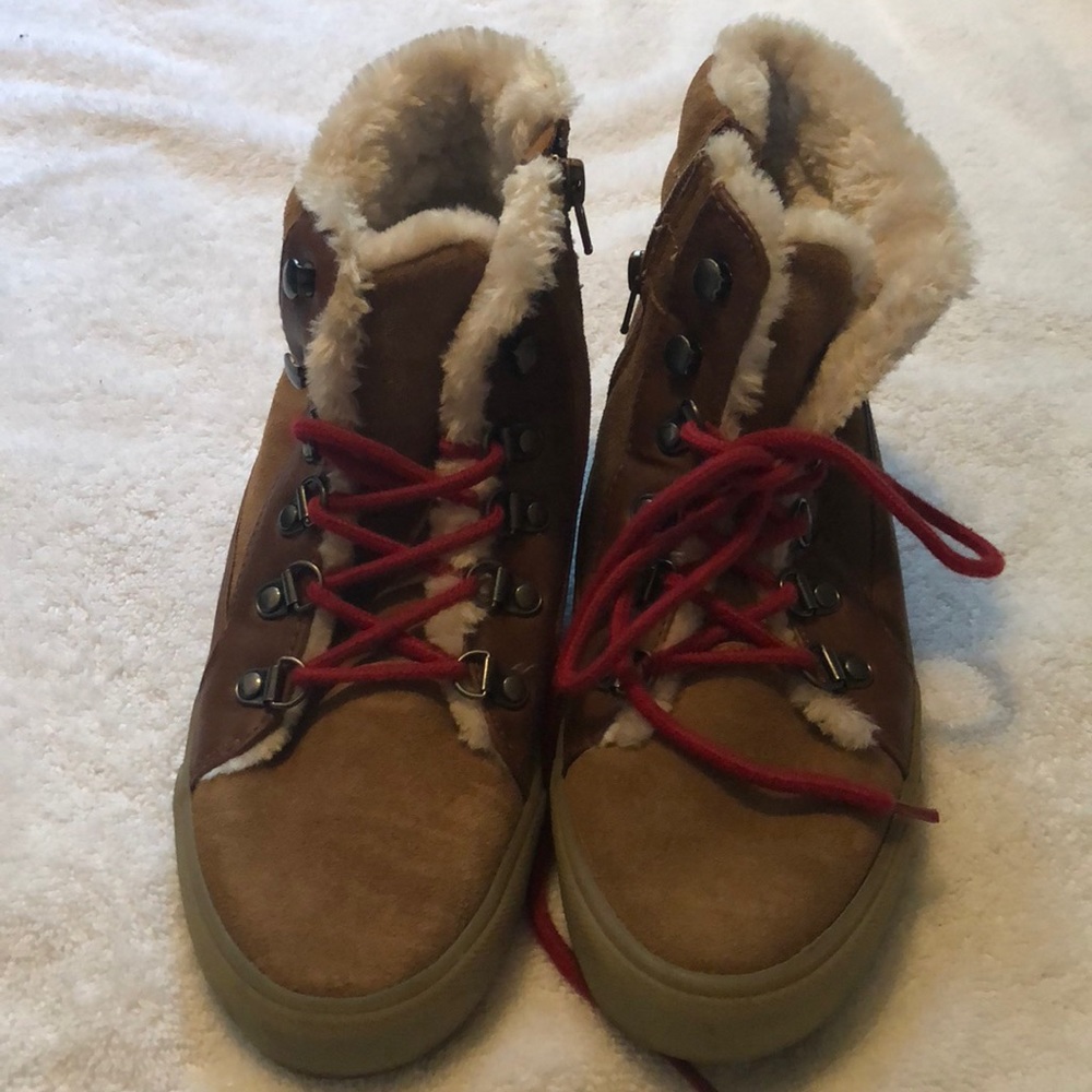 Winter boots AEO shoes